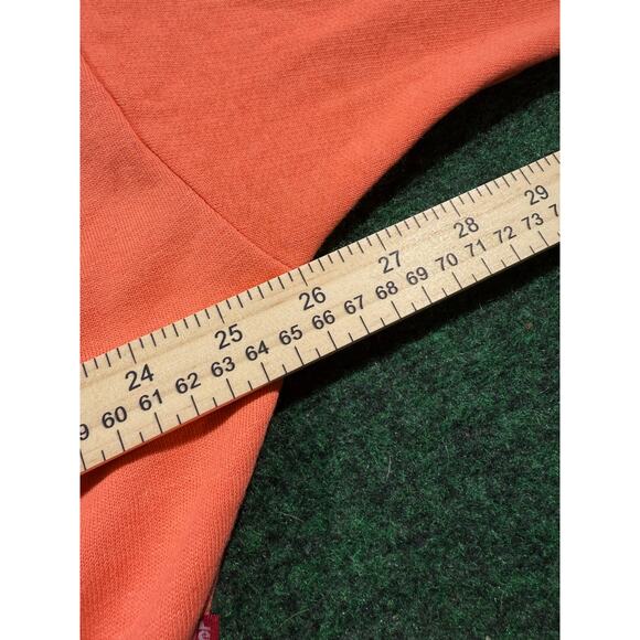 Women's Levi's Cropped Sweatshirt Pullover Light Orange Color Size XL 26x21 - Picture 5 of 7